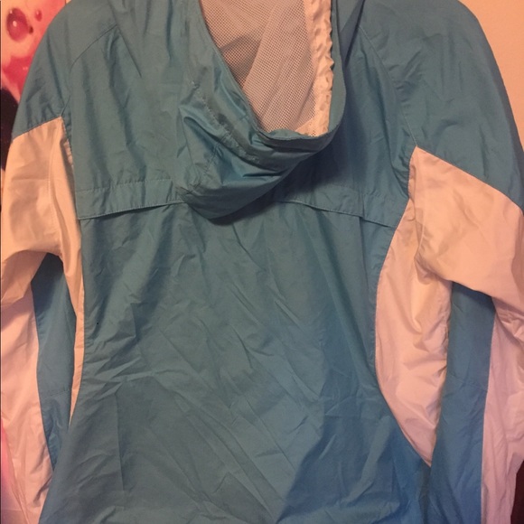 Columbia windbreaker - Picture 2 of 3